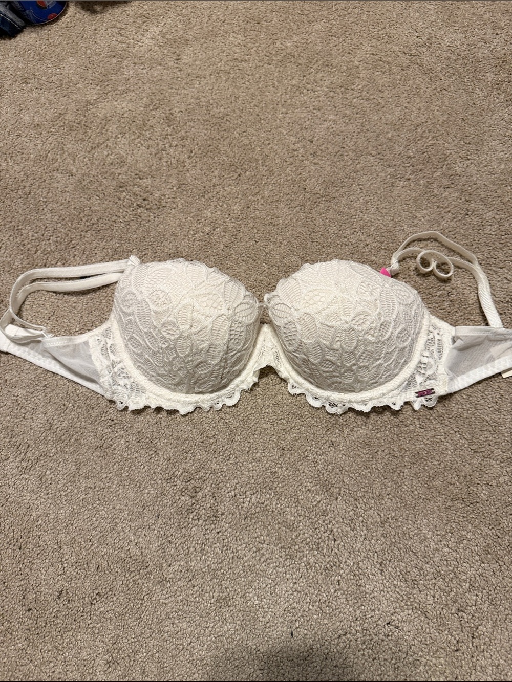 PINK Victoria's Secret White Lace Push-Up Bra